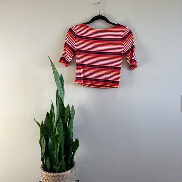 Express crop top - Picture 3 of 4